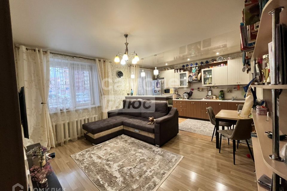 Продаётся 3-комнатная квартира, 68 м²