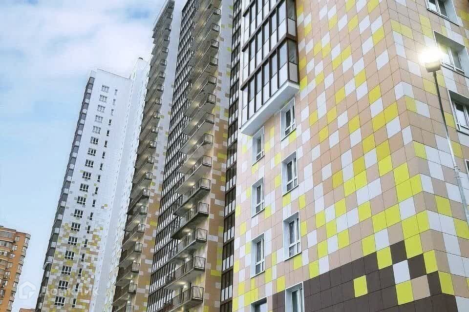 Продаётся 2-комнатная квартира, 69.4 м²