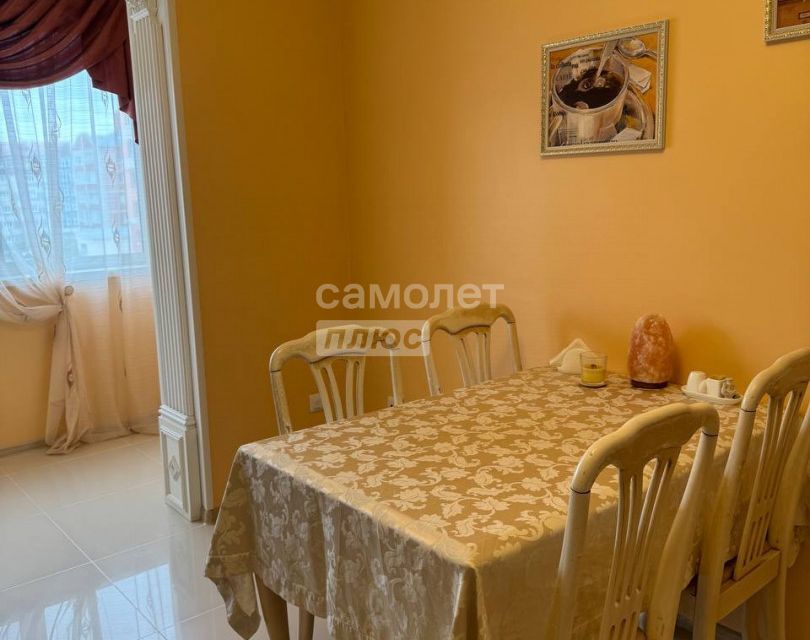 Продаётся 3-комнатная квартира, 83.3 м²