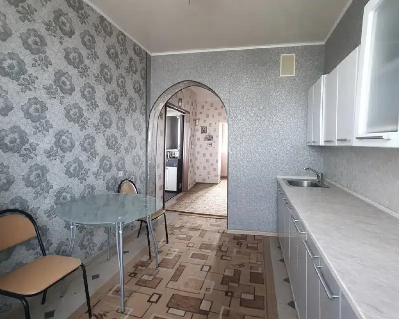 Продаётся 3-комнатная квартира, 77 м²