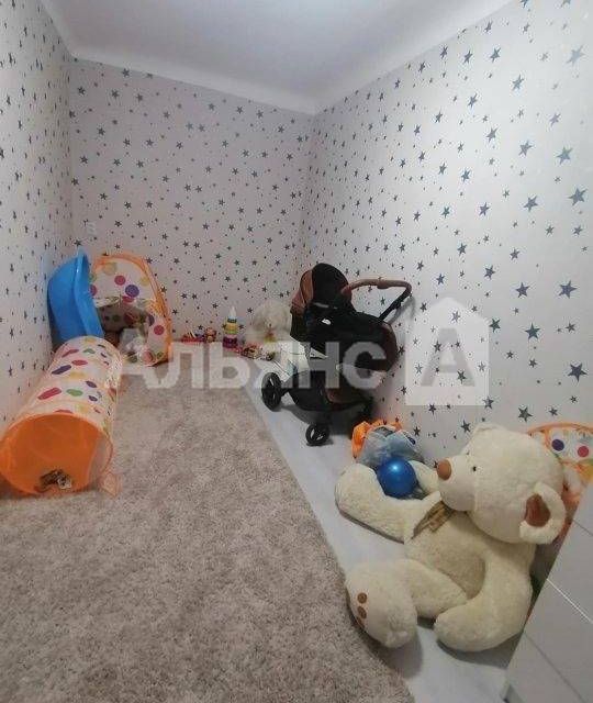 Продаётся 3-комнатная квартира, 53.9 м²