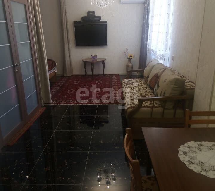 Продаётся 2-комнатная квартира, 58.6 м²