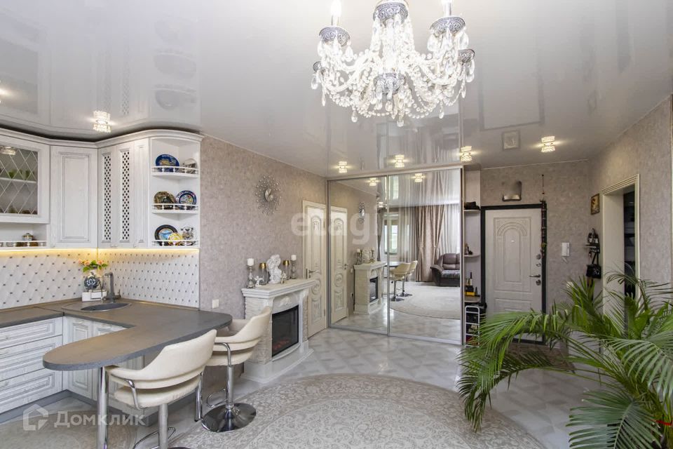 Продаётся 3-комнатная квартира, 69.6 м²