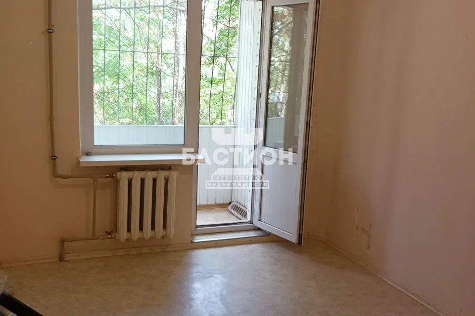 Продаётся 4-комнатная квартира, 80.9 м²