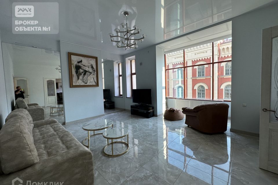 Сдаётся 3-комнатная квартира, 150 м²