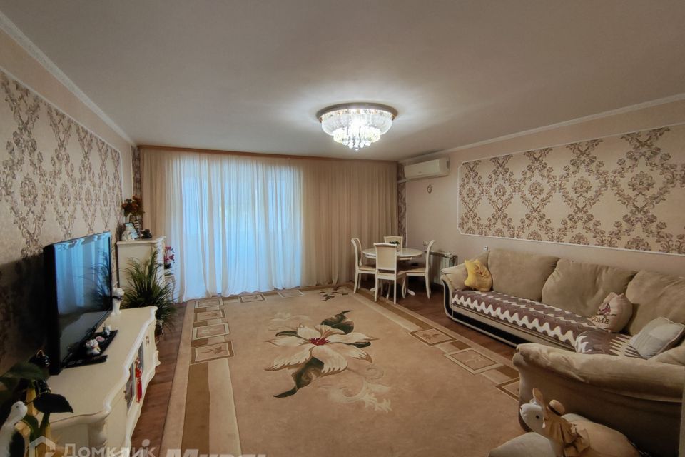Продаётся 2-комнатная квартира, 70 м²