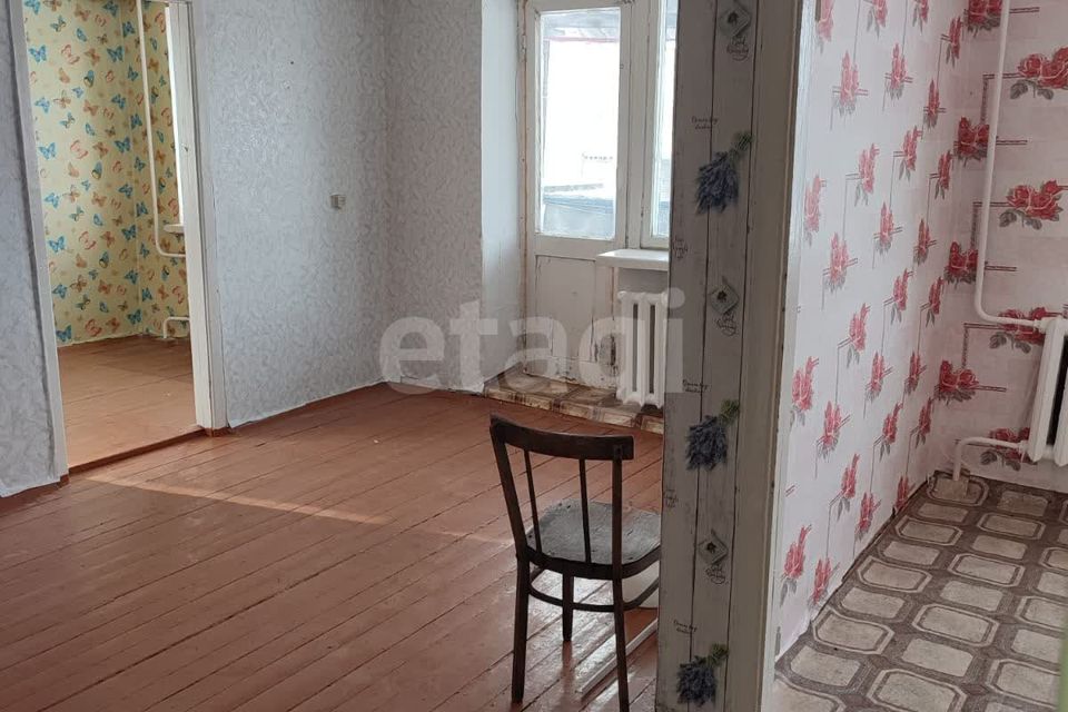 Сулимова 56 глазов. Дуси ковальчук 270/2 новосибирск. Квартира увельский. Квартира увельский. Комната 6 квадратных метров.