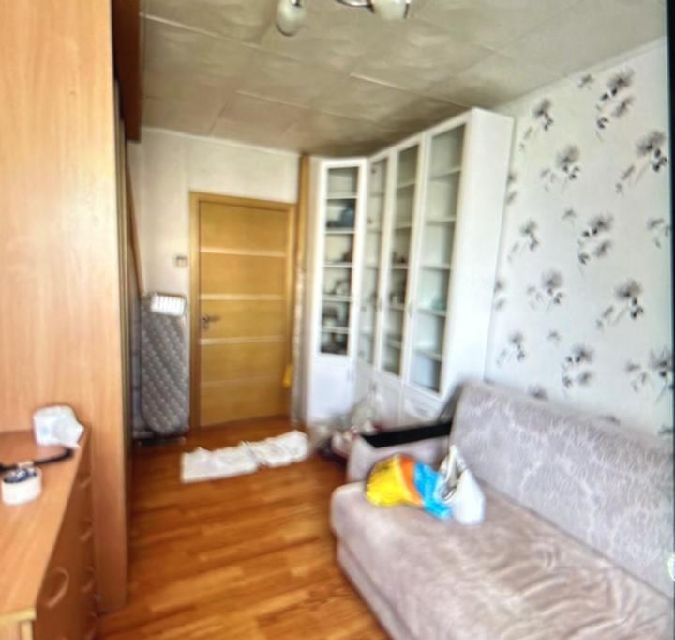 Продаётся комната в 2-комн. квартире, 12 м²