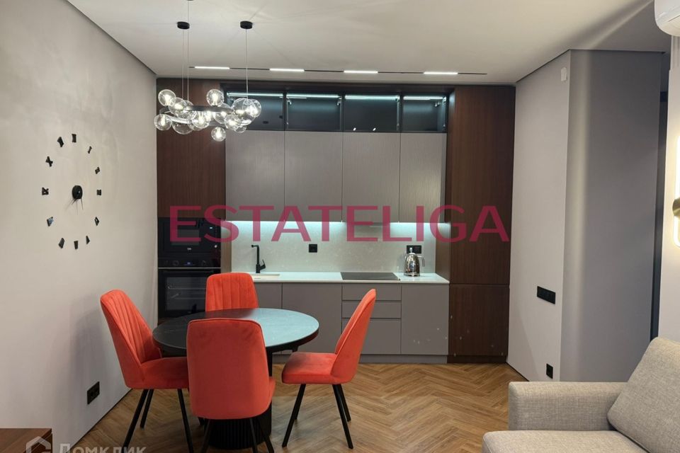 Сдаётся 2-комнатная квартира, 59 м²