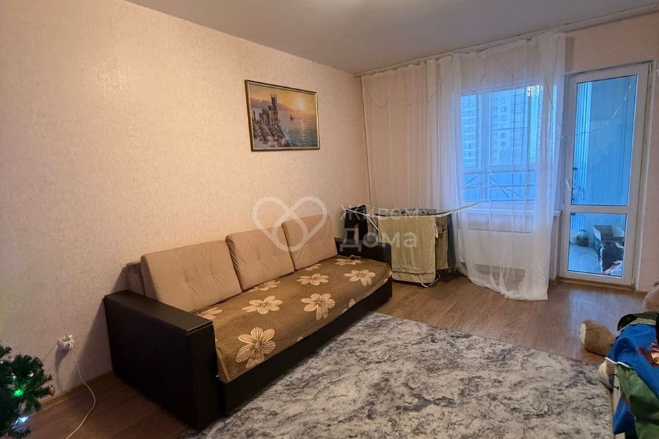 Продаётся 3-комнатная квартира, 74.2 м²