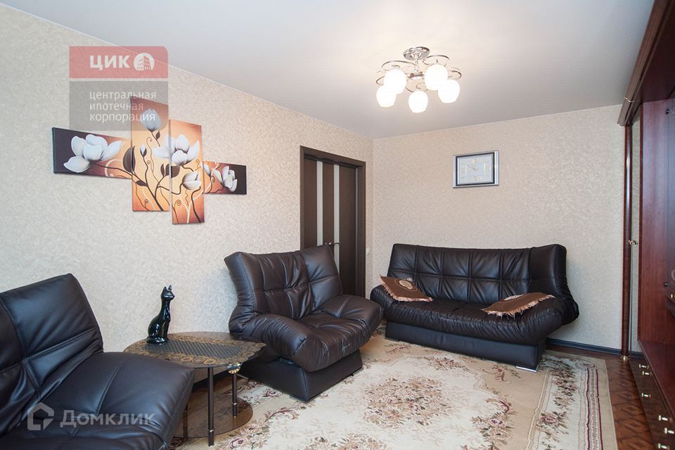Продаётся 4-комнатная квартира, 91.5 м²