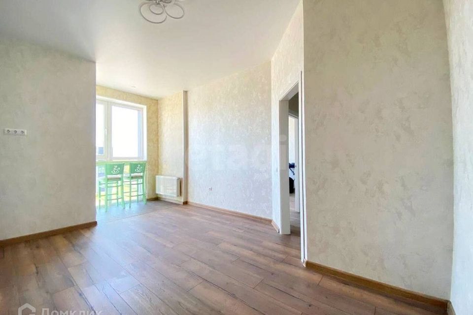 Продаётся 1-комнатная квартира, 37.3 м²