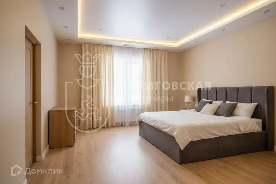 Продаётся 2-этажный дом, 200 м²