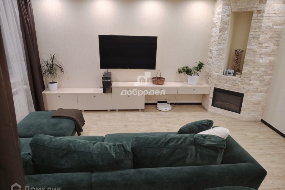 Продаётся 3-комнатная квартира, 90 м²