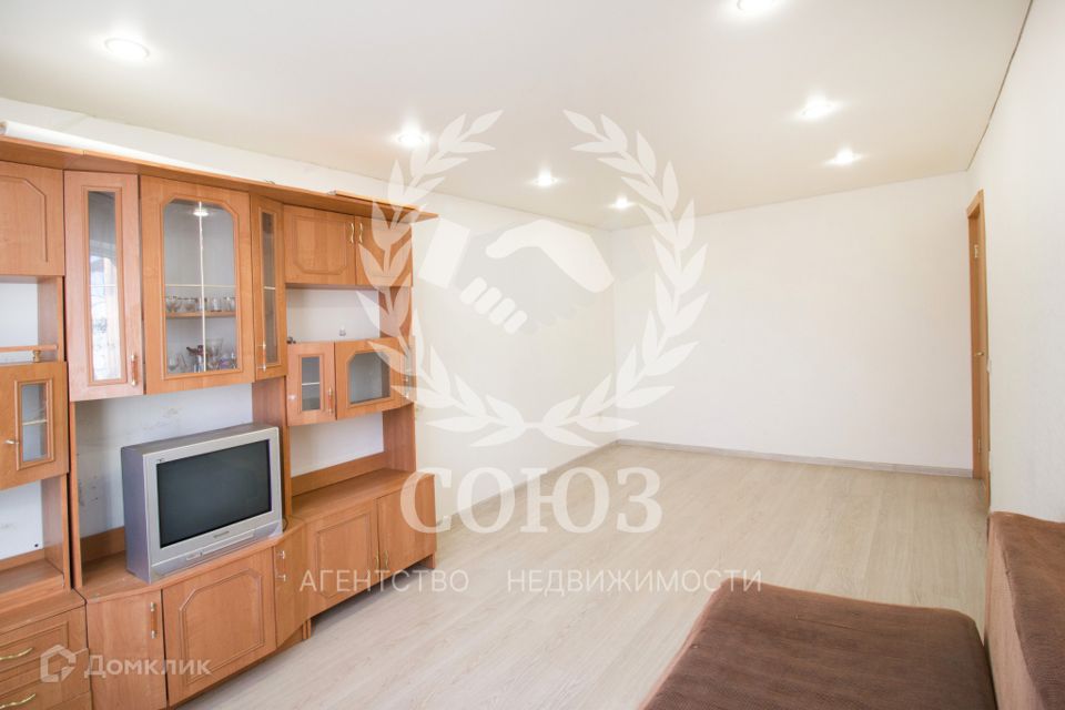 Продаётся 2-комнатная квартира, 43.6 м²