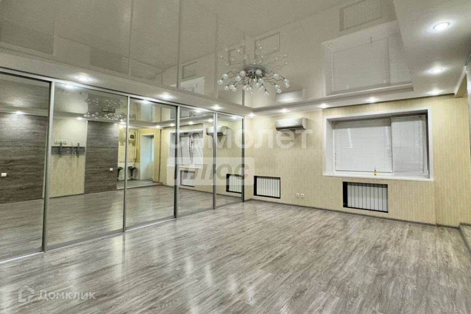 Продаётся 2-комнатная квартира, 55.4 м²