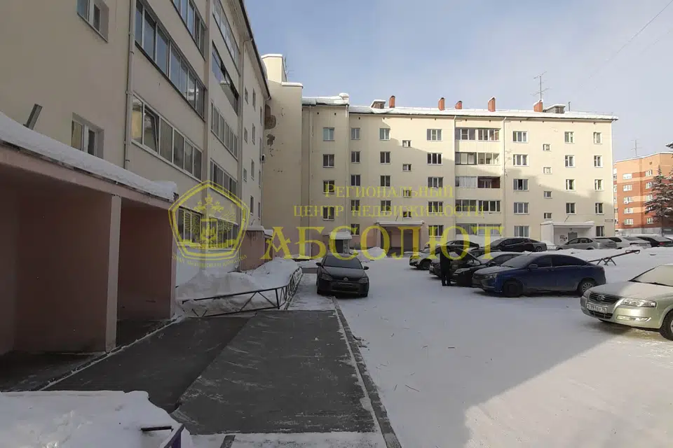 Продаётся комната в 3-комн. квартире, 11.3 м²