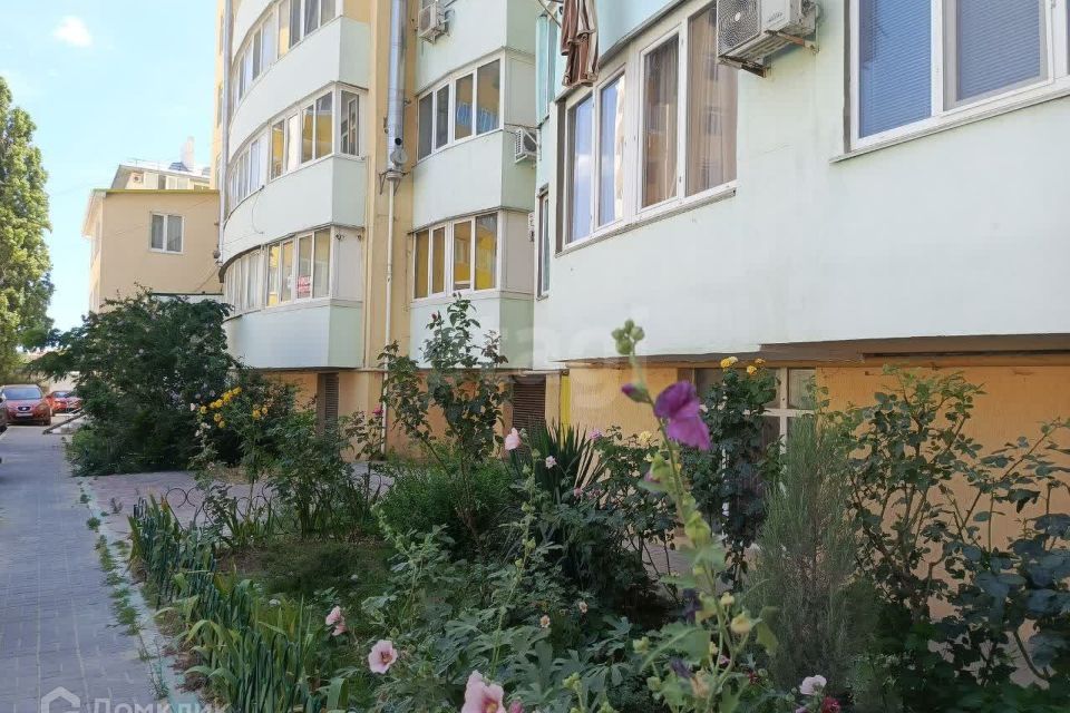 Продаётся 1-комнатная квартира, 45.5 м²