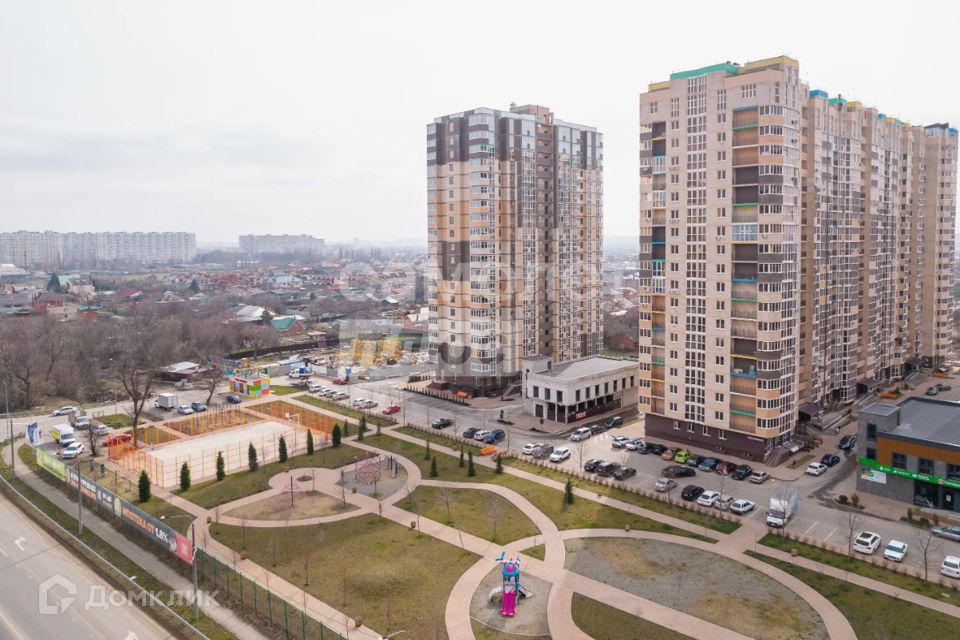 Продаётся 1-комнатная квартира, 42.2 м²