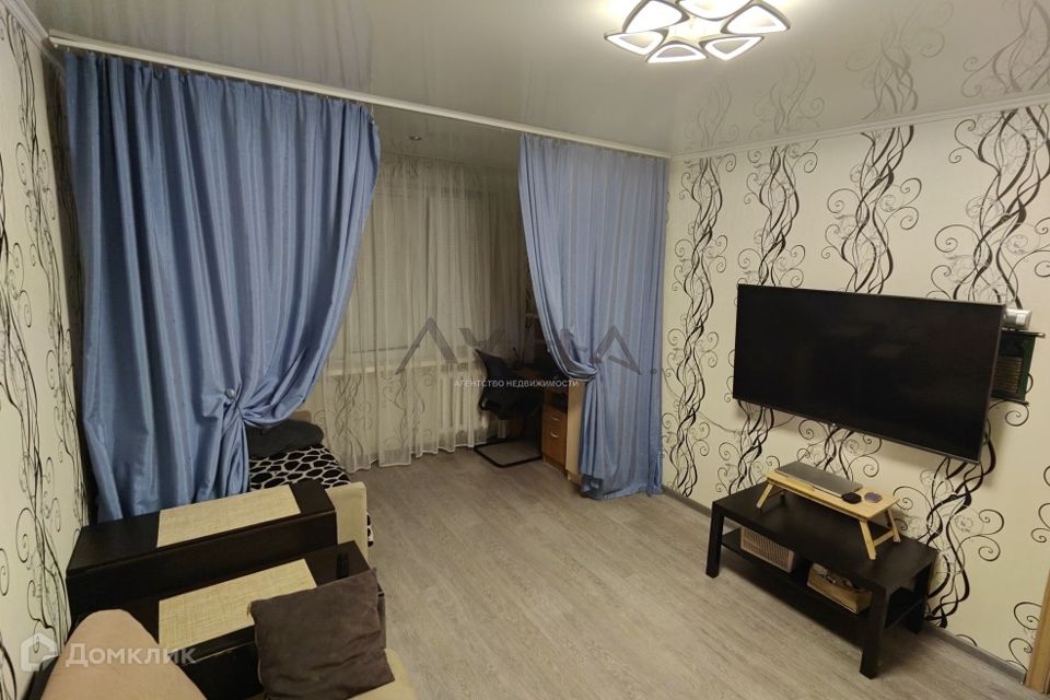 Продаётся 3-комнатная квартира, 57.9 м²