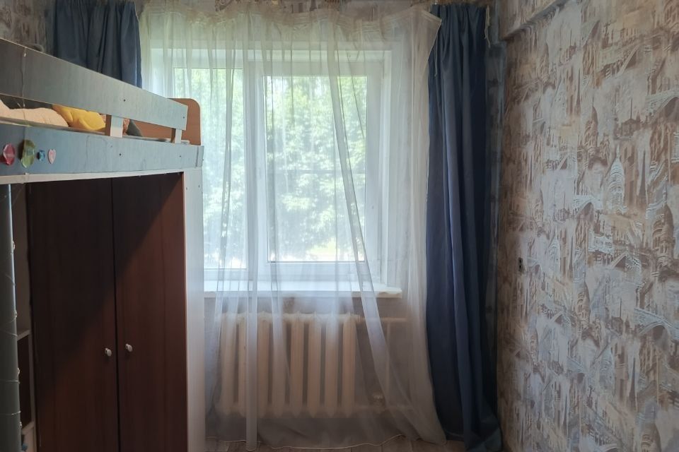 Продаётся 3-комнатная квартира, 56.8 м²