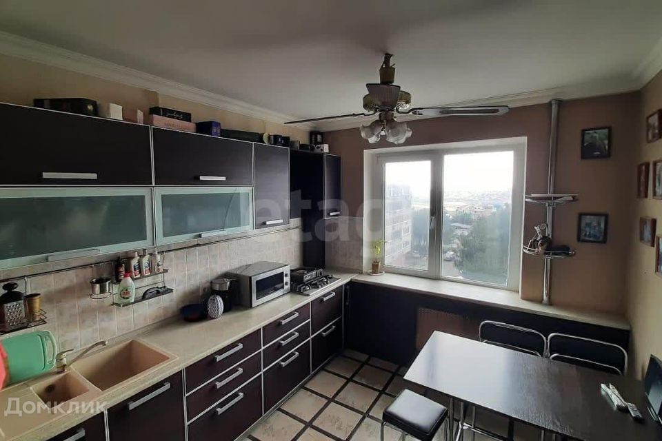 Продаётся 3-комнатная квартира, 70 м²