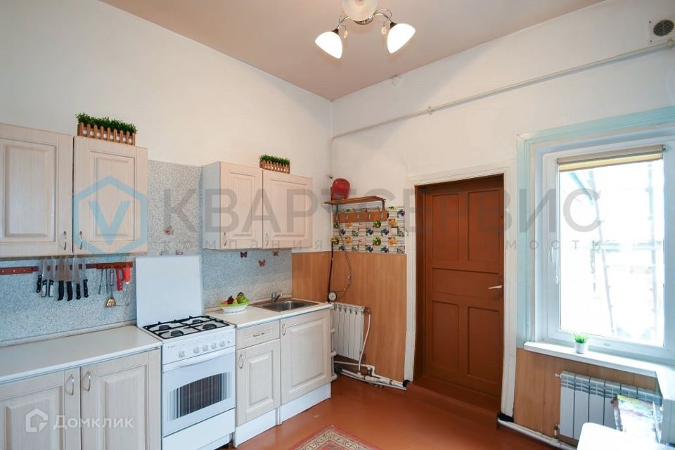 Продаётся 3-комнатная квартира, 48.8 м²