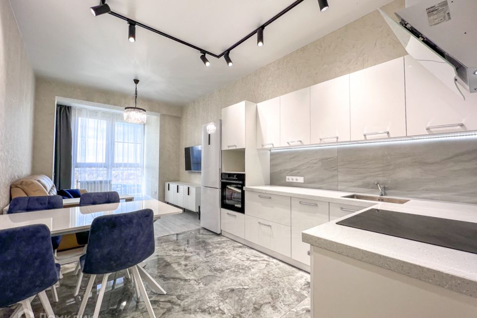 Сдаётся 3-комнатная квартира, 100 м²
