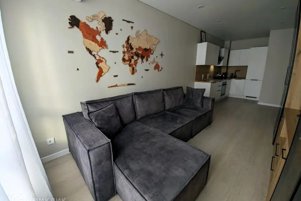 Продаётся 1-комнатная квартира, 43.7 м²