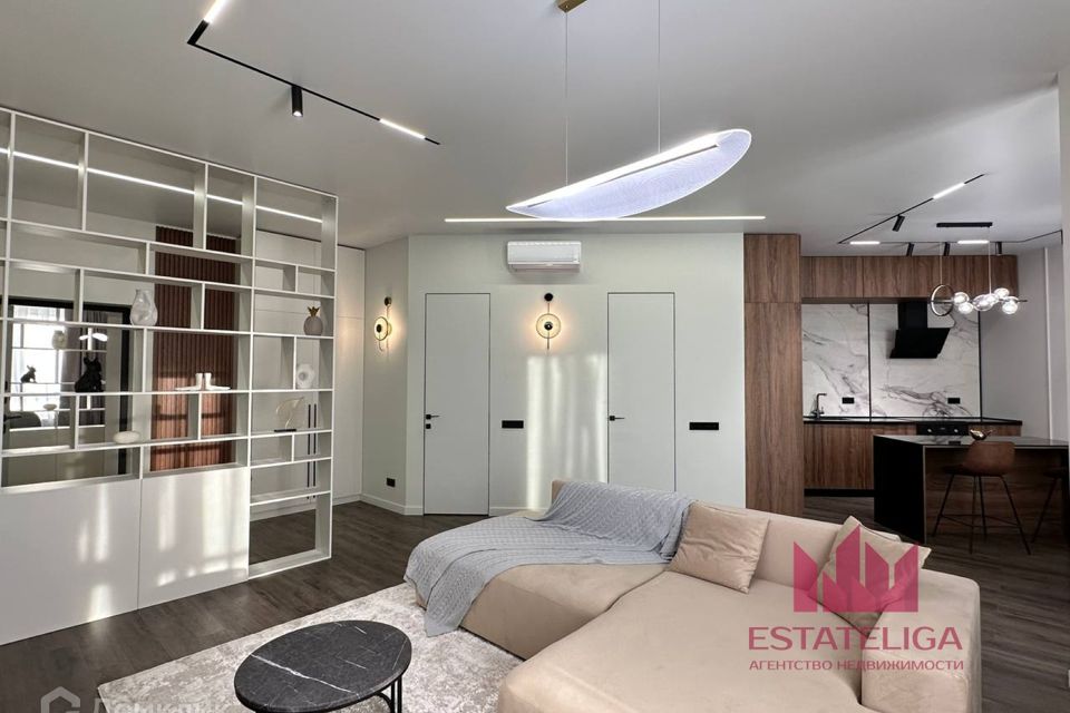 Продаётся 3-комнатная квартира, 100.2 м²