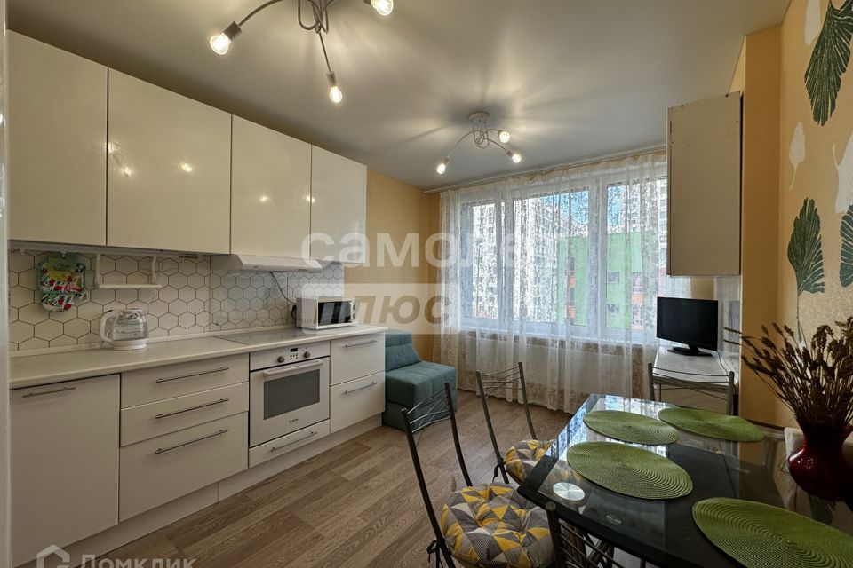 Сдаётся 2-комнатная квартира, 54.8 м²