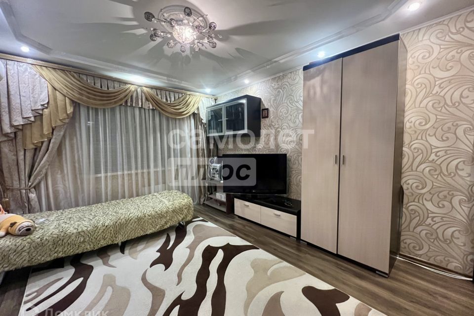 Продаётся 1-комнатная квартира, 37 м²