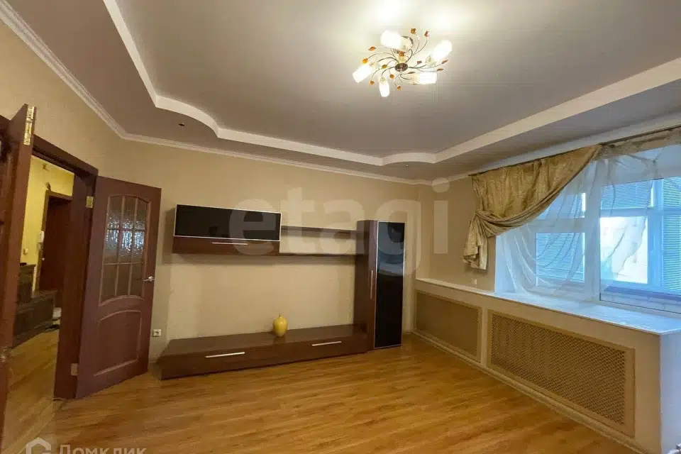 Сдаётся 2-комнатная квартира, 70 м²