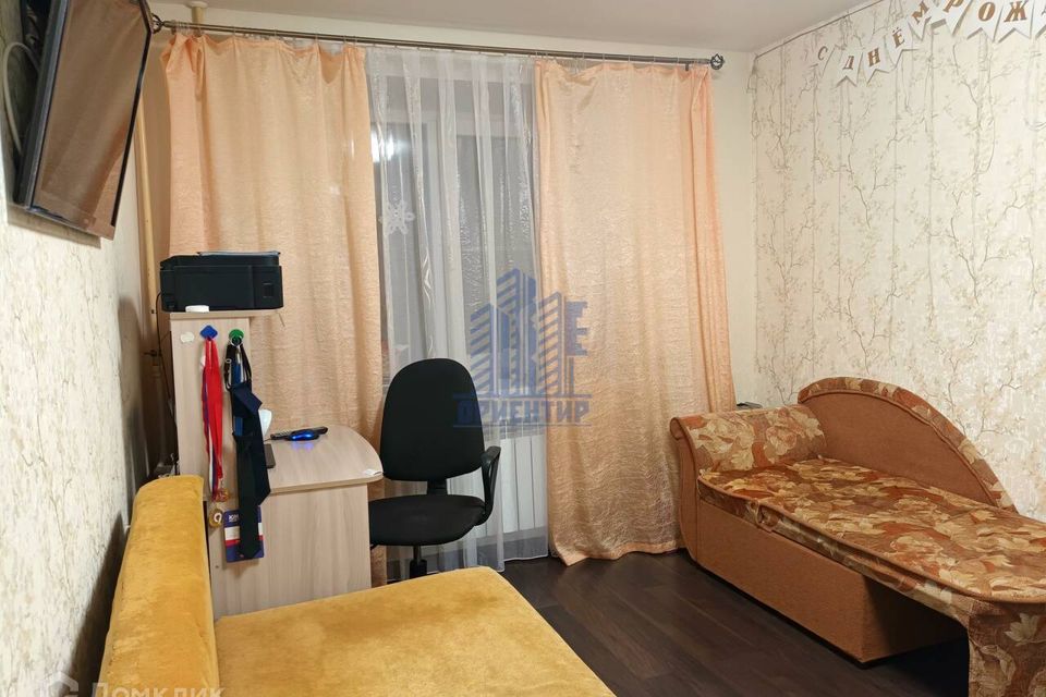 Продаётся комната в 2-комн. квартире, 12.8 м²