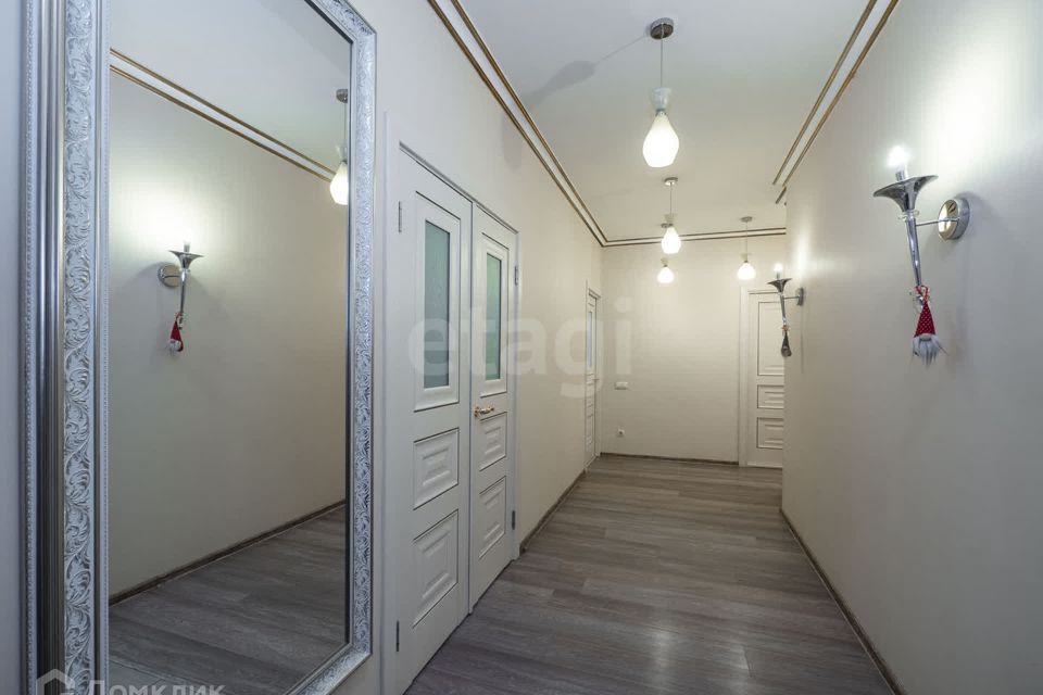 Продаётся 3-комнатная квартира, 100.1 м²