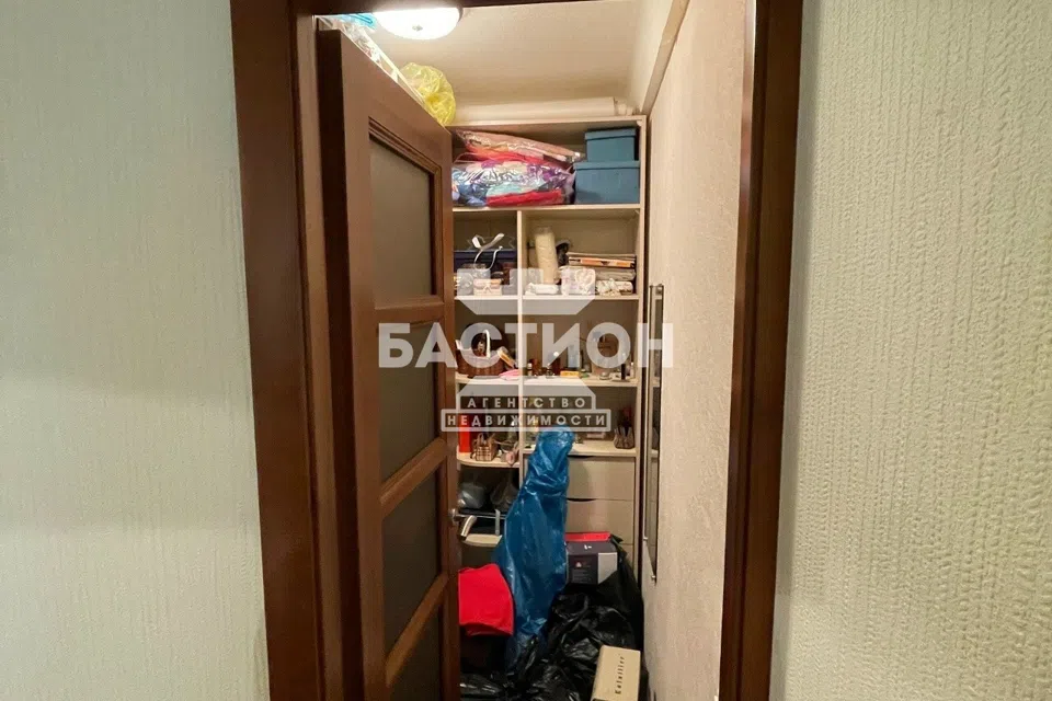 Продаётся 3-комнатная квартира, 67.5 м²