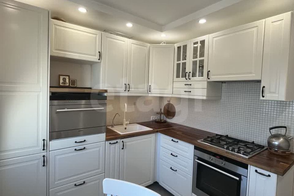 Продаётся 3-комнатная квартира, 65.6 м²
