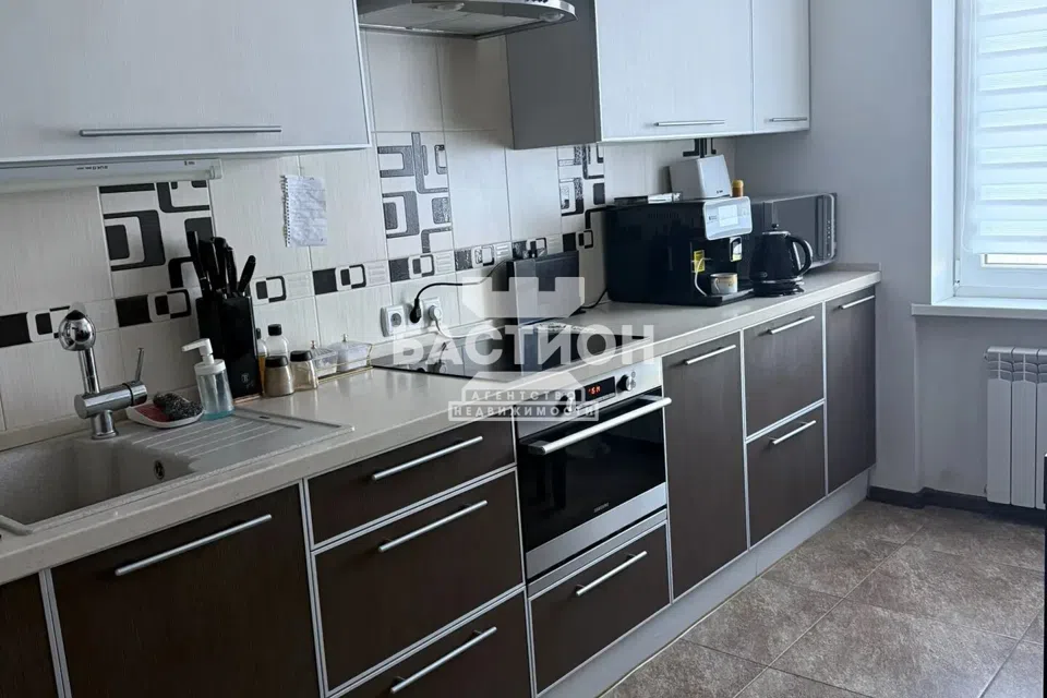 Продаётся 3-комнатная квартира, 70.8 м²
