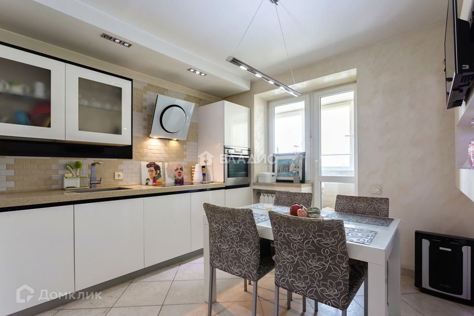 Продаётся 3-комнатная квартира, 94.6 м²