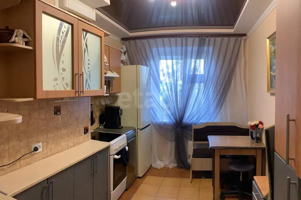 Продаётся 4-комнатная квартира, 80.2 м²