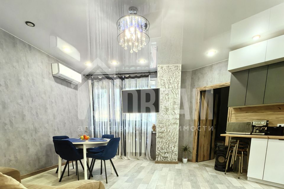Продаётся 3-комнатная квартира, 72 м²