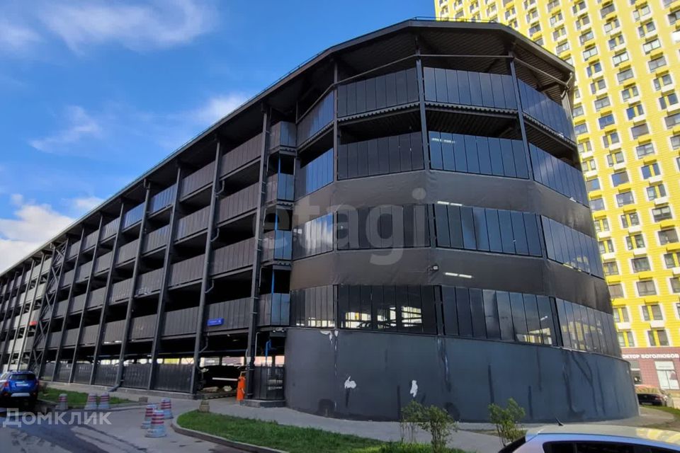 Продаётся машиноместо, 13.3 м²