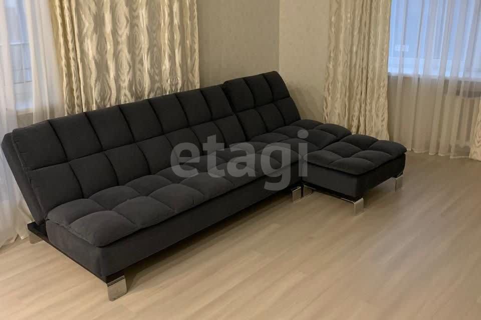 Продаётся 2-комнатная квартира, 69.8 м²