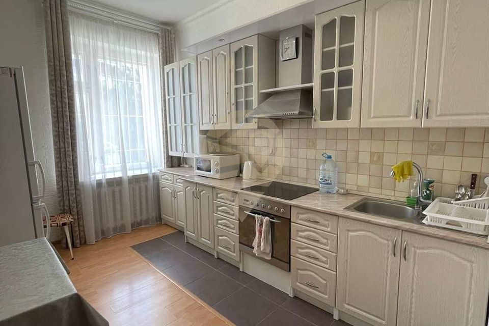 Продаётся 2-комнатная квартира, 55.6 м²