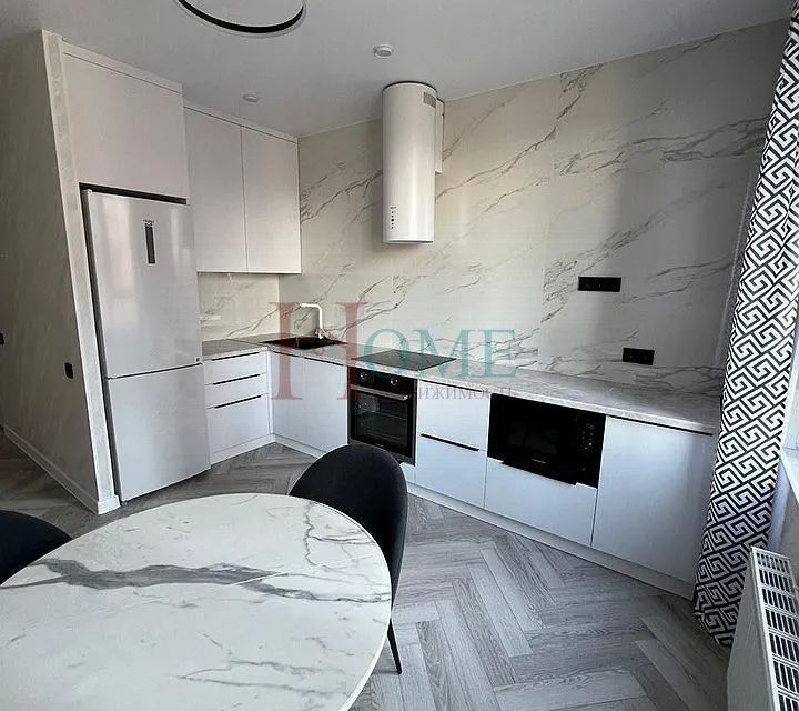 Сдаётся 2-комнатная квартира, 54 м²