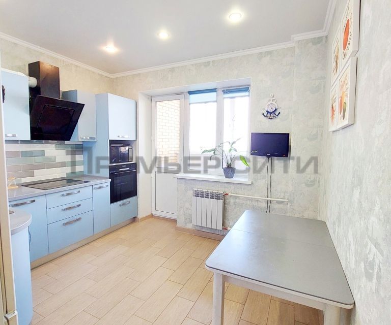 Продаётся 3-комнатная квартира, 82.8 м²