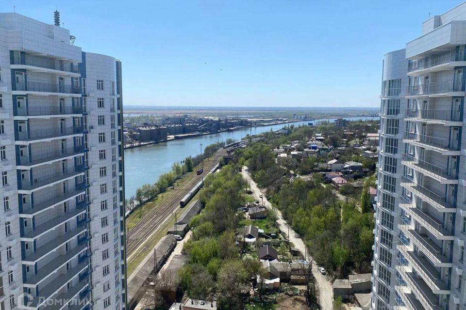 Продаётся 3-комнатная квартира, 80.8 м²