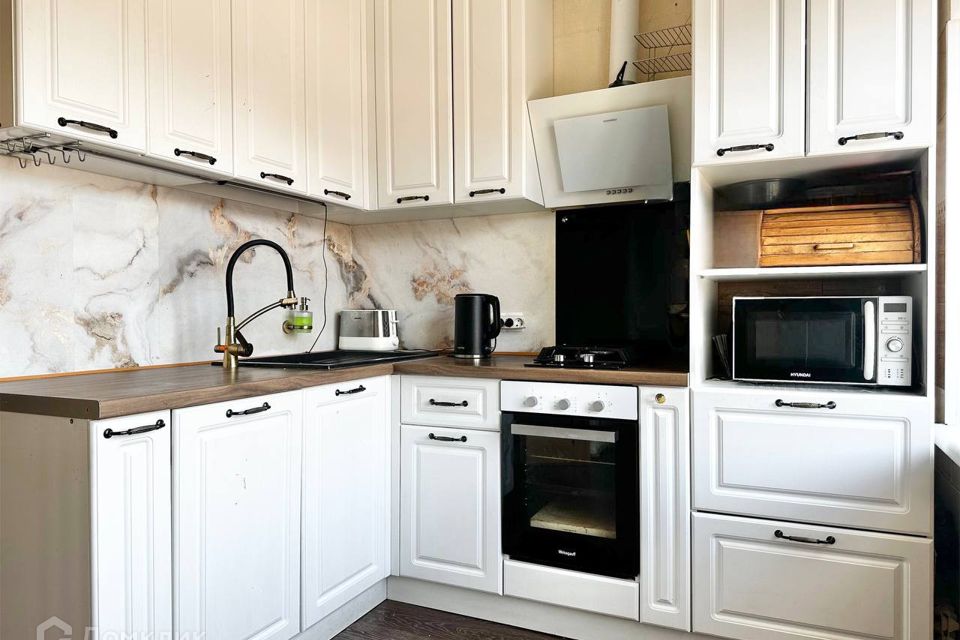 Продаётся 4-комнатная квартира, 84.2 м²