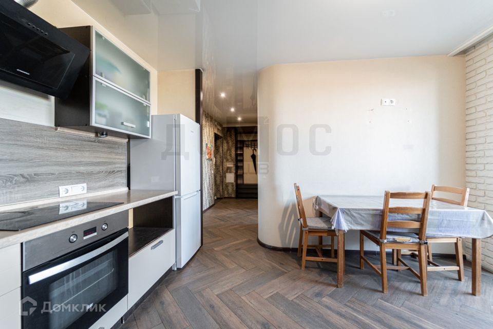 Продаётся 1-комнатная квартира, 37.3 м²