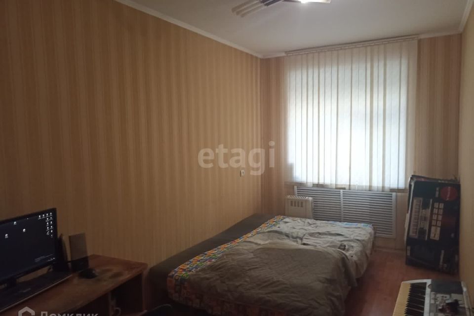 Продаётся 3-комнатная квартира, 56 м²